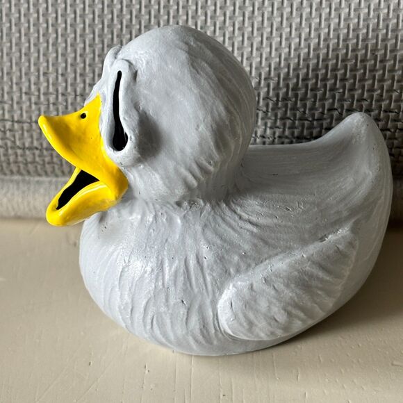 Evil Duck Desktop Resin Ornament Creative Horror Movie SCREAM Character Series - Picture 2 of 8
